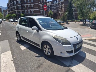 Renault Scenic 2011