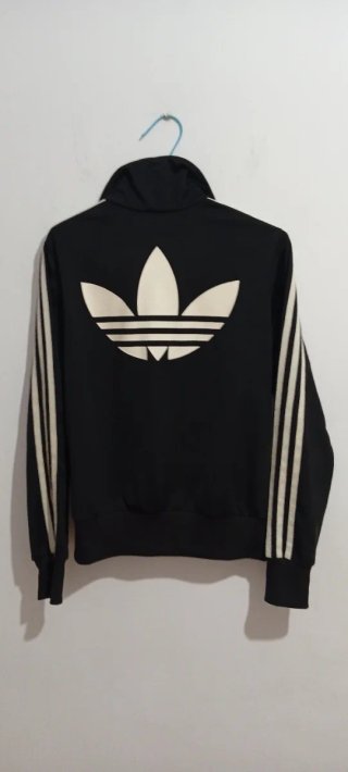 Chaqueta chándal Adidas negra