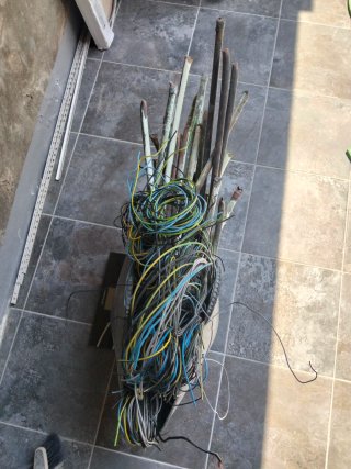 Tubos y cables de cobre