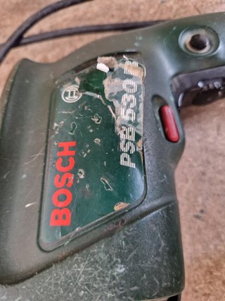 Taladro percutor Bosch PSB para reparar Funciona