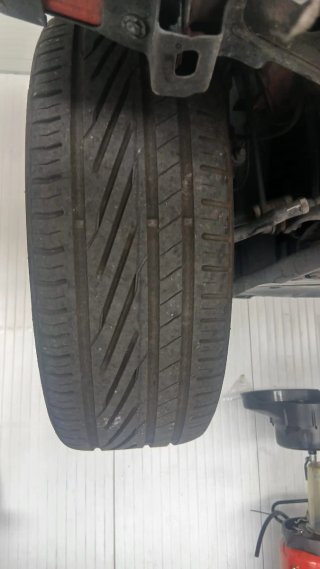 4 Neumáticos 225/45 R19 96Y