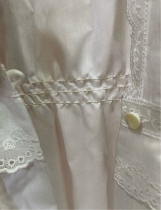 Camisón y bata de alta lencera, ideal novia.