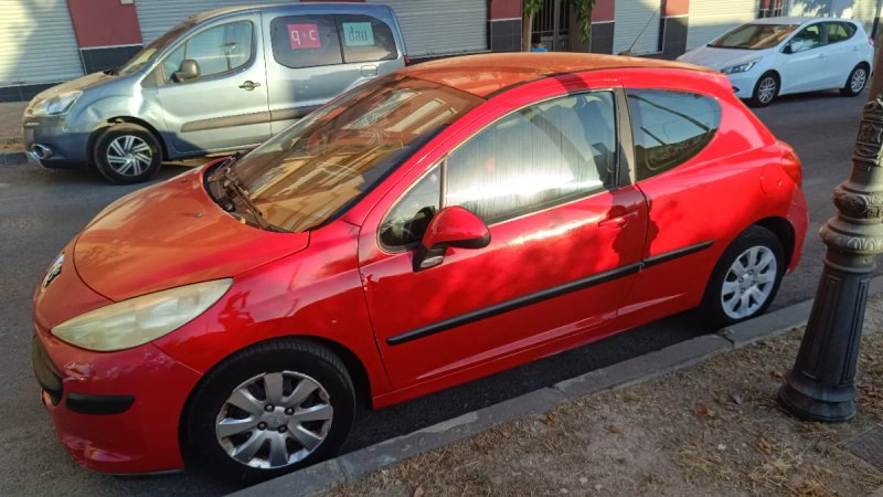 Peugeot 207 2007 - foto 1