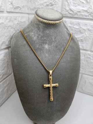 Colgante Cruz Acero Quirúrgico Chapado Oro