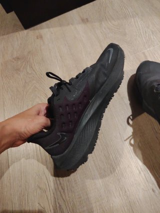 Zapatillas Nike Talla 38 Negras. Usadas 2 veces