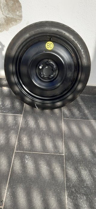 Llanta galleta T125/70 R17