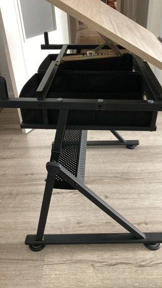 Mesa madera.no se hacen envios 98,5 ancho 60 fondo