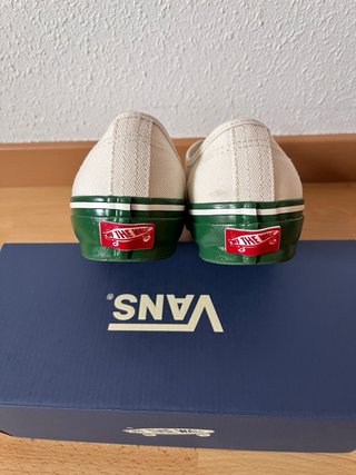 Vans Authentic Blancas y Verdes