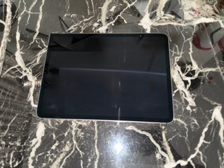 Selling my Apple iPad Pro 11-inch (2nd Generation)
