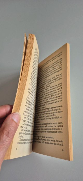 Libro "Luce tra le tenebre"