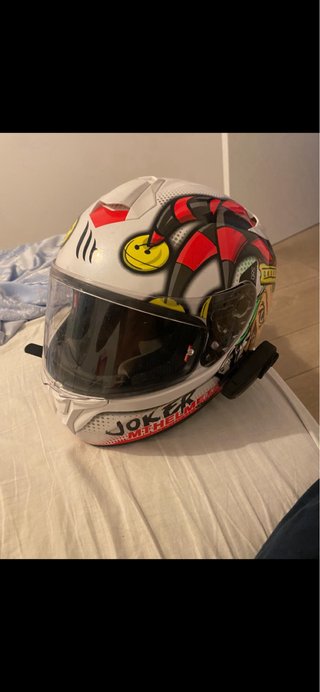 Casco integral moto diseño joker