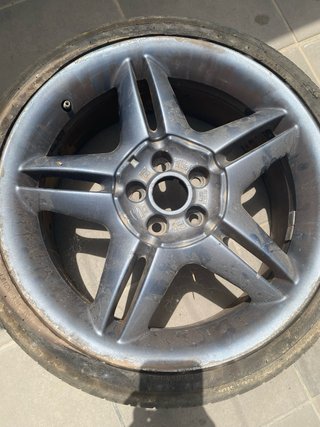 Llantas Seat Leon FR con sus tapas