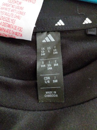 Camiseta deportiva Adidas negra niño Talla 13/14