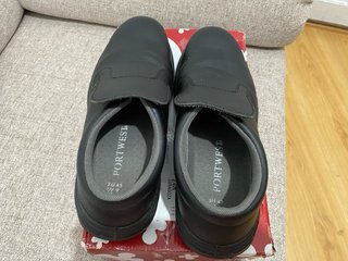 Zapatos de Trabajo Negros
