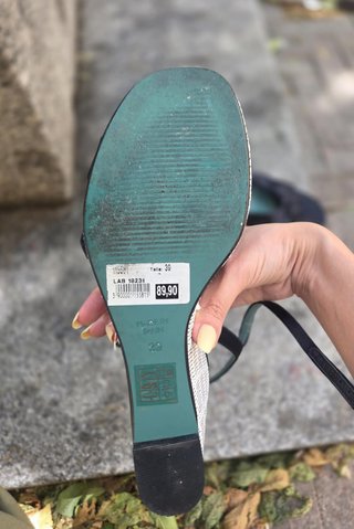 Sandalias cuña Polin et Moi negras