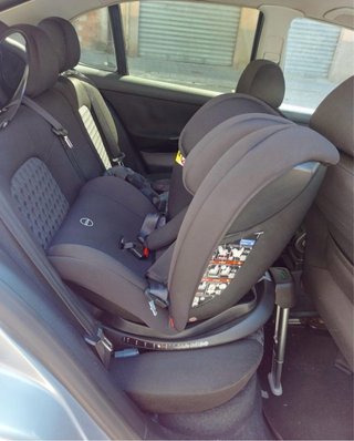 Silla de coche giratoria 360 grados.