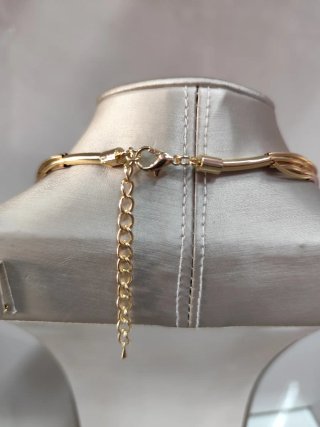 Collana con perle e cerchi dorati