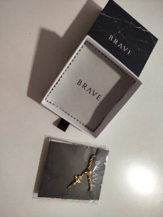 Collar Cruz Hombre Brave Dorado