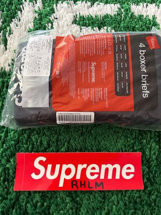 Supreme Hanes 4 Boxer Briefs Talla M Negros