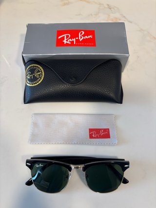 Gafas de sol Ray-Ban Clubmaster negras