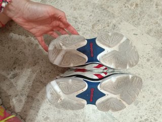 Zapatillas Reebok Blancas y Rojas
