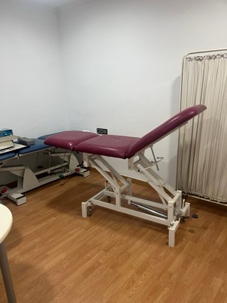 Clinica Médica camillas instrumental mobiliario