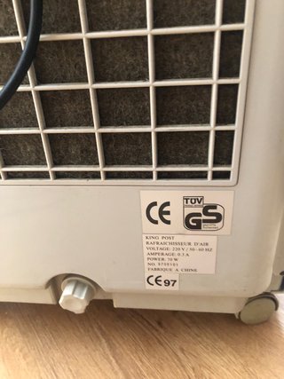 Climatizador Beige y Gris