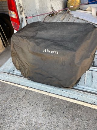 Macchina da scrivere Olivetti M40