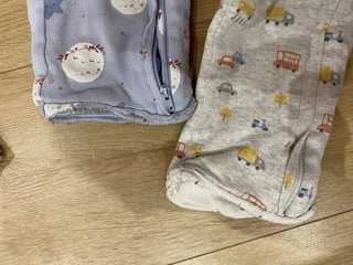 Lote 3 pijamas bebé 18-24 meses