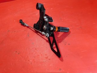 PEDANA ANTERIORE SINISTRA LEVA CAMBIO KTM DUKE 790
