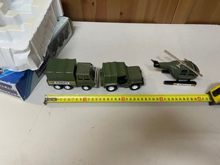 Lote 3 Vehículos Militares