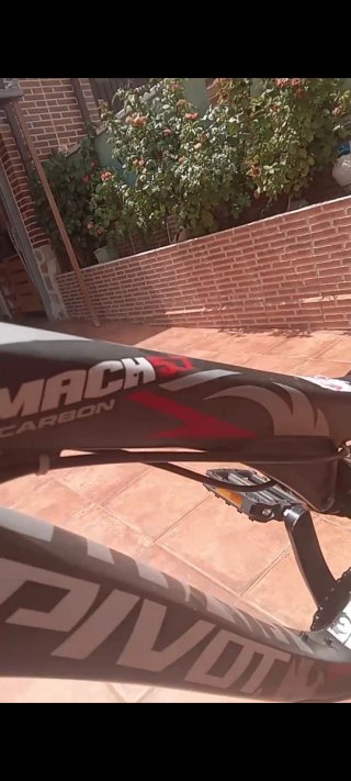Bicicleta Pivot 5.7 Carbono Frenos XT Shimano