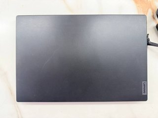 Lenovo V14 G2 ITL Portátil