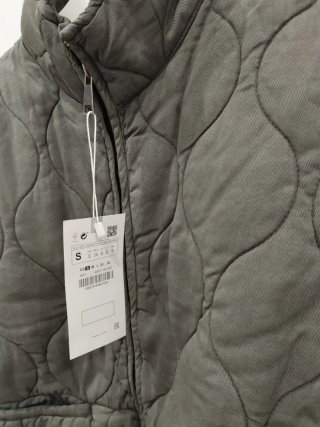 Chaqueta acolchada gris talla S