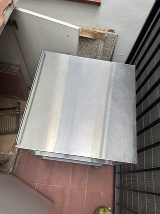 Carrito de cocina metálico