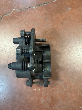 Pinza Freno Delantera Suzuki GS 500F