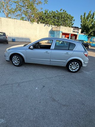 Opel Astra 2006