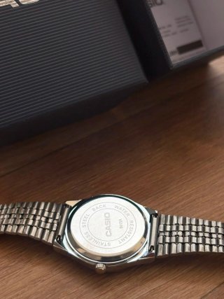 Casio B145D Esfera Verde