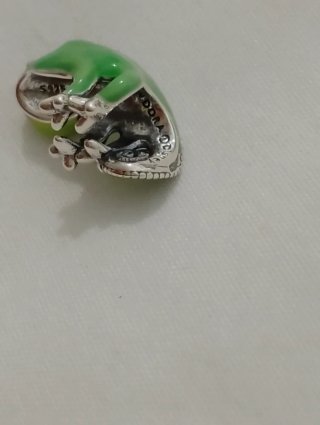Charm Pandora  Pascal cambia de color