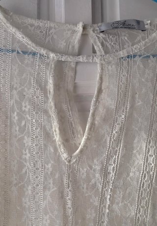 Blusa Aura encaje blanca talla L