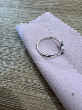 Anillo mariposa rosa