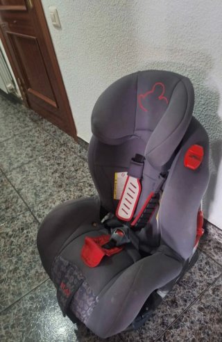 Silla de coche PLAY buen estado