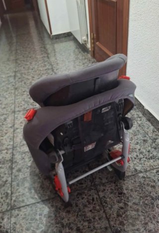 Silla de coche PLAY buen estado