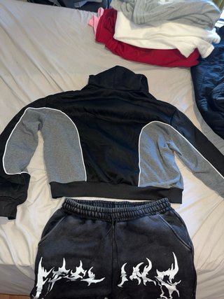 LOTE DE ROPA MUY BARATO