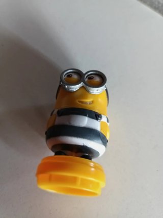 Minion tapón preso