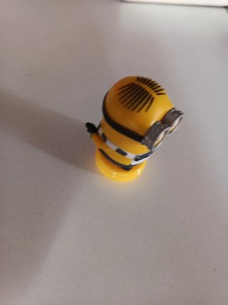 Minion tapón preso