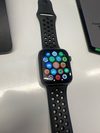 Apple Watch Series 5 GPS + Celular
