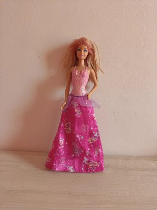 Barbie Princesa Cuento Hadas Rosa