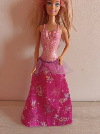 Barbie Princesa Cuento Hadas Rosa