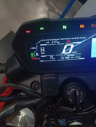 Bajaj Pulsar NS 400 Año 2026